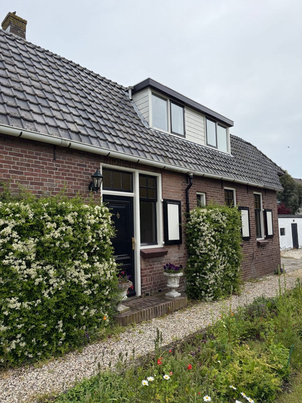 Vrijstaande woning met tuin